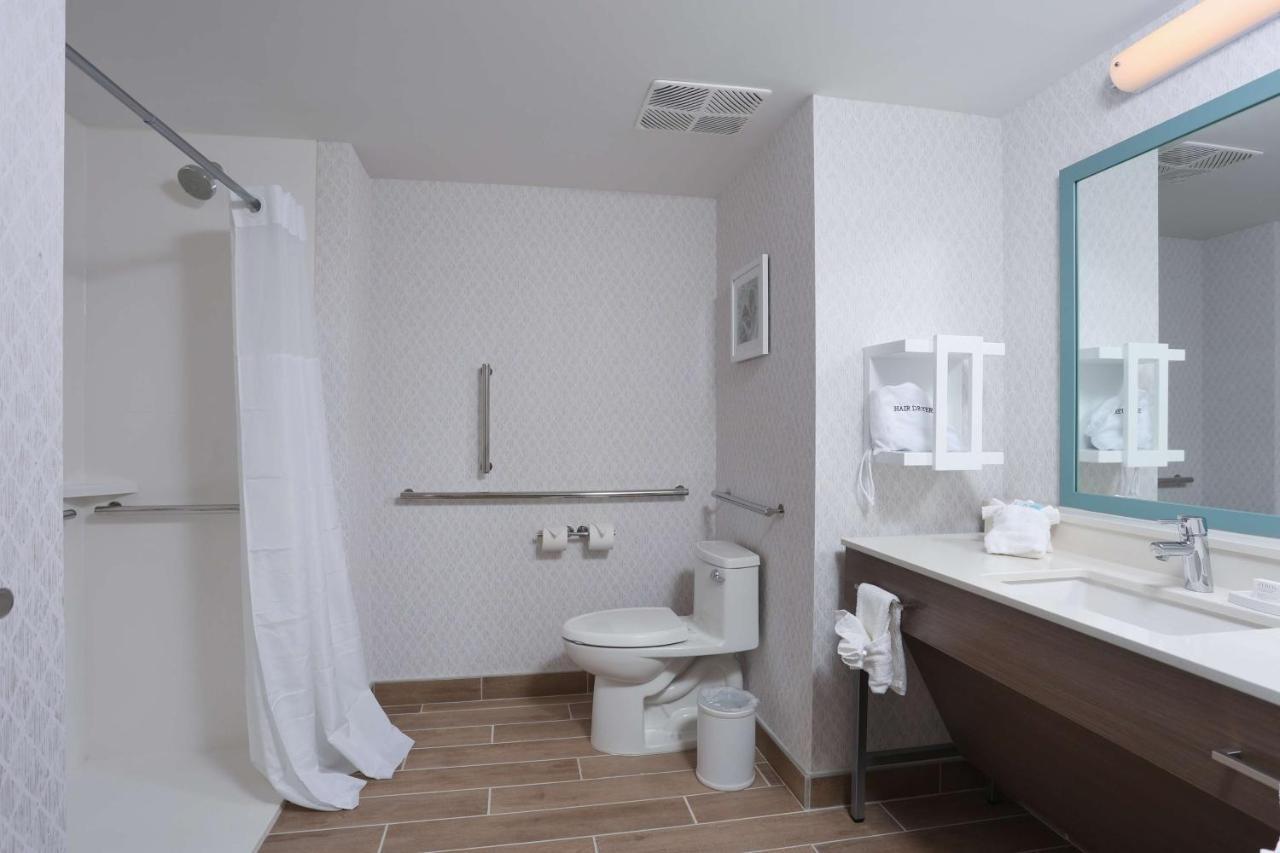 Hampton Inn & Suites Manistee, Mi מראה חיצוני תמונה