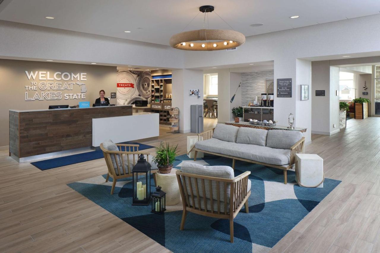 Hampton Inn & Suites Manistee, Mi מראה חיצוני תמונה