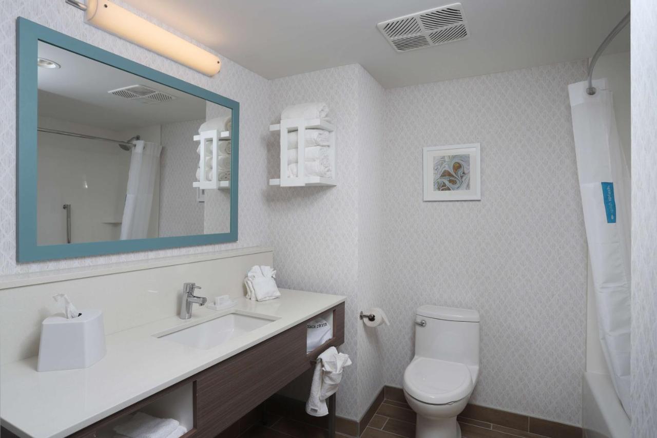Hampton Inn & Suites Manistee, Mi מראה חיצוני תמונה